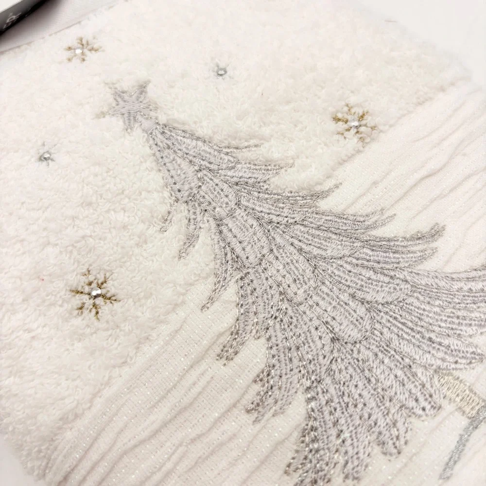 Glitz + Glimmer White Christmas Tree Embroidered Hand Towels Set of 2 Cotton NEW